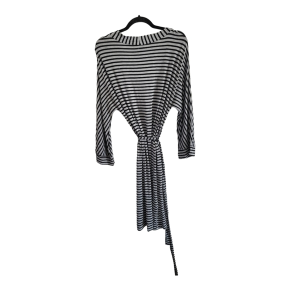 DREAM TEAM ROBE:BLACK STRIPE:SMALL - Picture 2 of 4